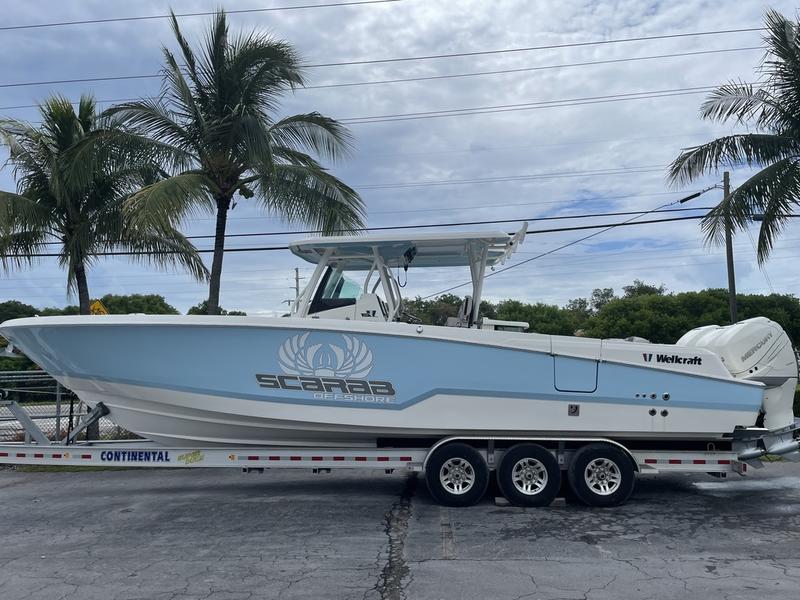 2019 Wellcraft 352 Fisherman