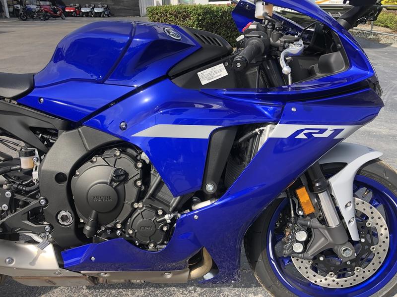 2020 Yamaha YZF-R1