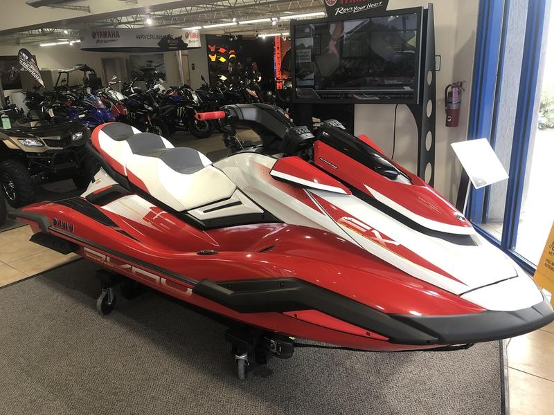 2022 Yamaha Waverunners FX Cruiser SVHO®