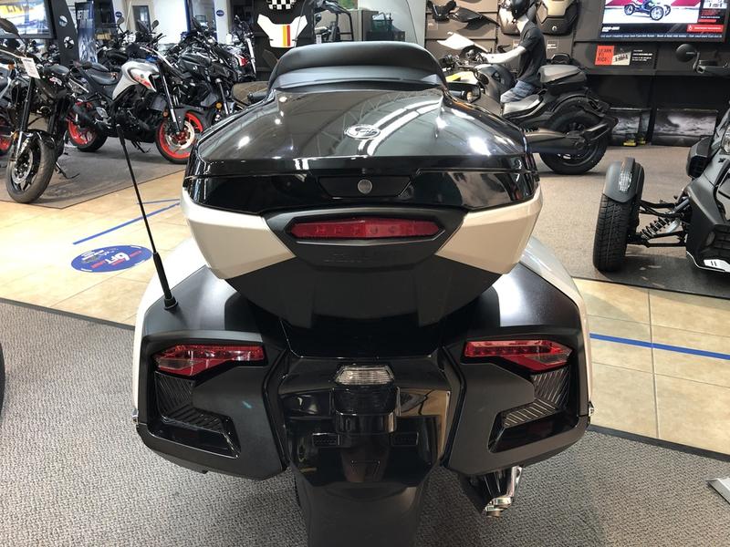 2020 Can-Am® Spyder® RT Limited Chrome