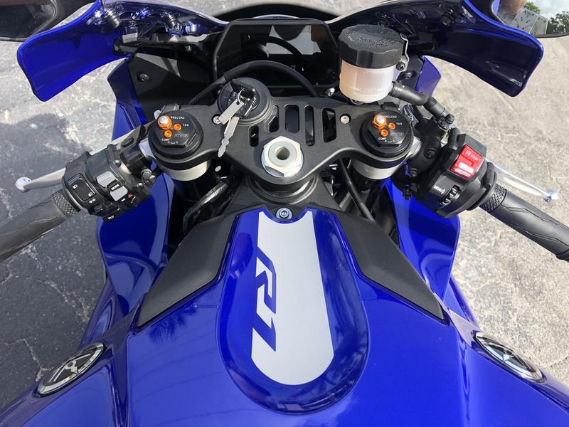 2020 Yamaha YZF-R1