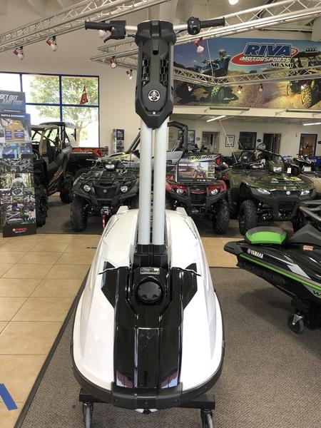 2022 Yamaha Waverunners Superjet®