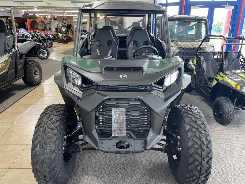 2021 Can-Am® Commander Max DPS