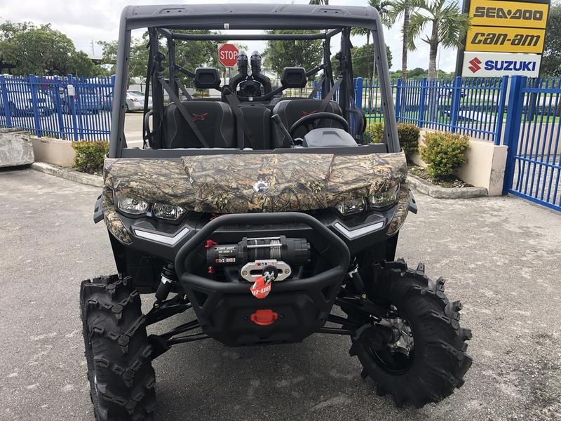 2021 Can-Am® Defender MAX X mr HD10