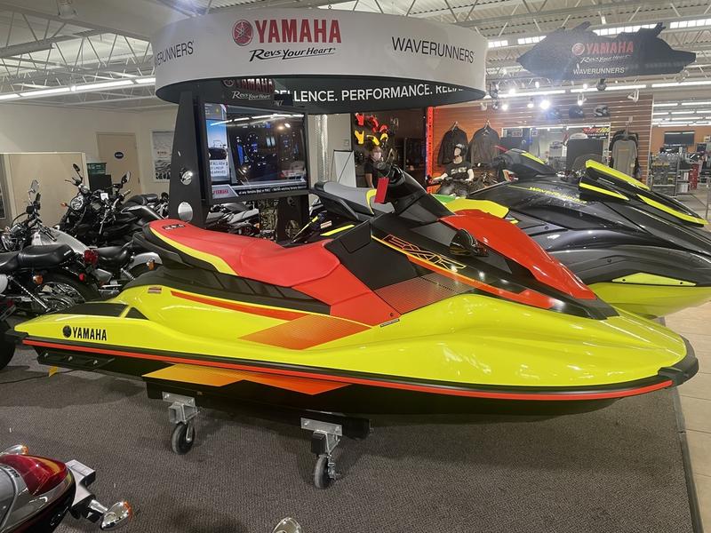 2022 Yamaha Waverunners EXR®