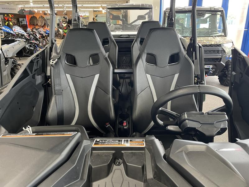 2021 Can-Am® Commander Max DPS