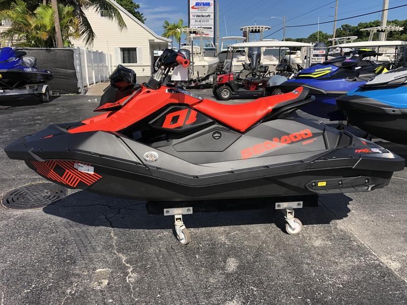 2022 Sea-Doo Spark® Trixx™ 2-up Rotax® 900 H.O. ACE™ IBR & Sound System