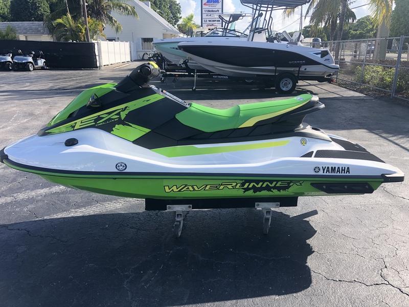 2022 Yamaha Waverunners EX® Deluxe