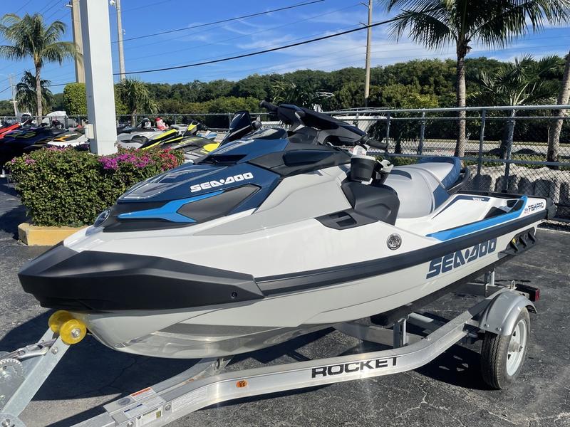 2022 Sea-Doo Fish Pro™ iDF & Sound System