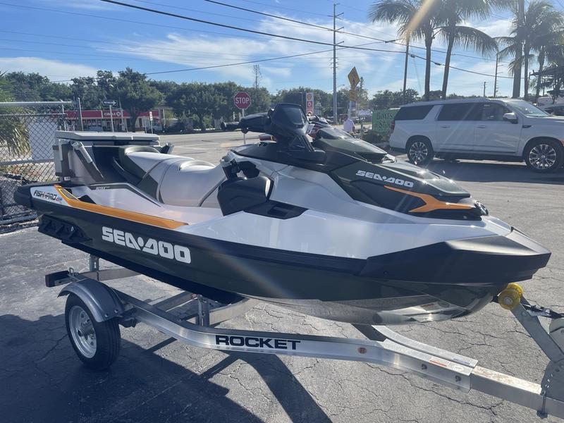 2022 Sea-Doo Fish Pro™ iDF & Sound System