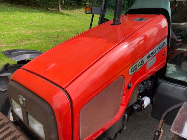 2000 Massey Ferguson 4245 Tractor