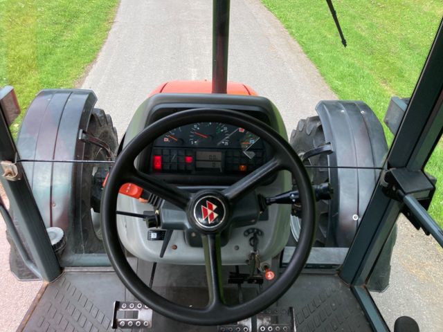 2000 Massey Ferguson 4245 Tractor