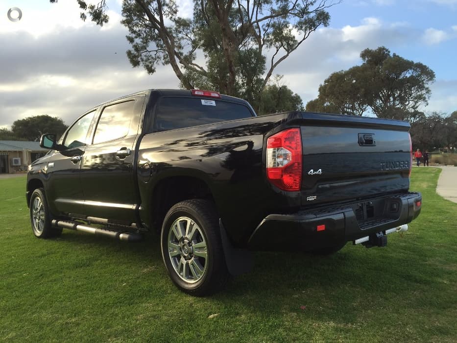 2015 TOYOTA TUNDRA PLATINUM UTILITY CREWMAX