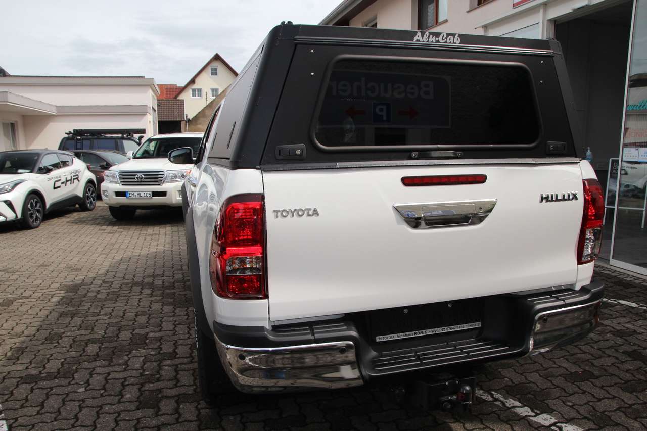 Toyota Hilux Double Cab Comfort 4×4 204 PS OFFROAD CONVERSION