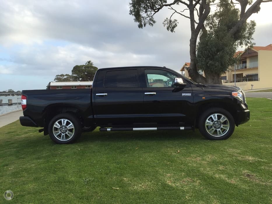 2015 TOYOTA TUNDRA PLATINUM UTILITY CREWMAX