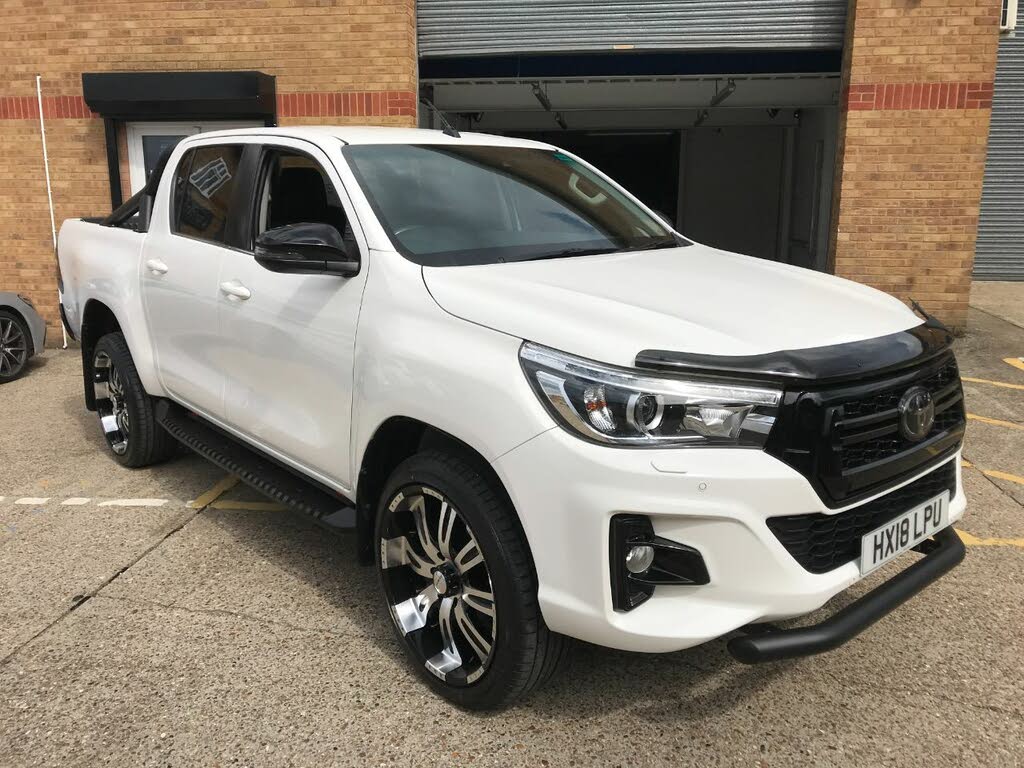 2018 Toyota Hi-Lux 2.4D Invincible (s/s) auto