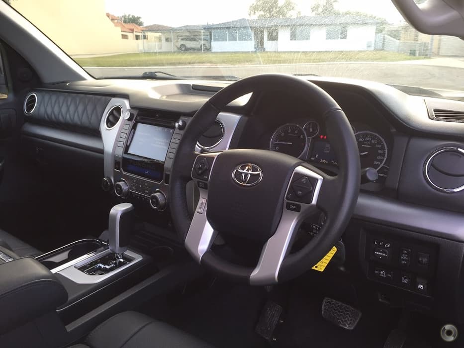 2015 TOYOTA TUNDRA PLATINUM UTILITY CREWMAX