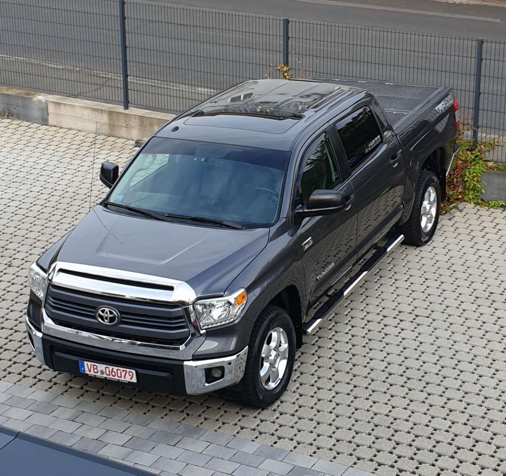 Toyota Tundra