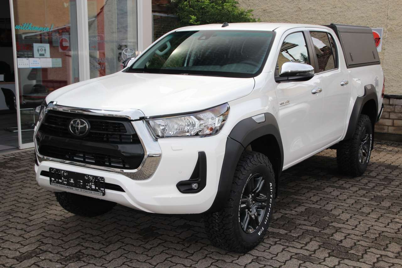 Toyota Hilux Double Cab Comfort 4×4 204 PS OFFROAD CONVERSION