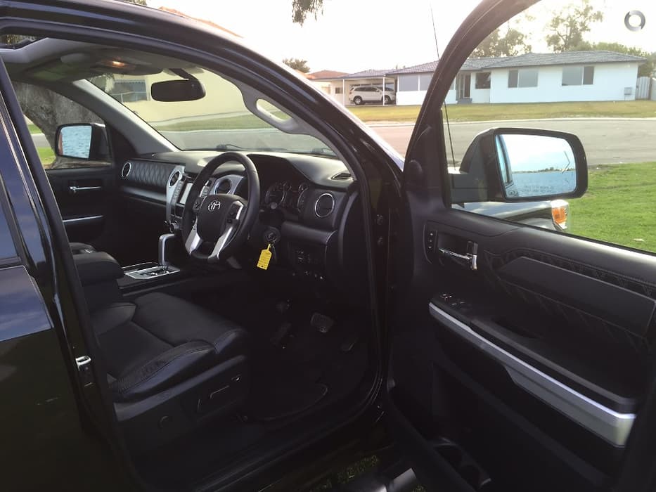 2015 TOYOTA TUNDRA PLATINUM UTILITY CREWMAX