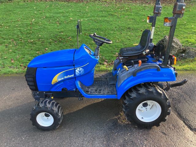 2013 New Holland TZ24D Compact Tractor