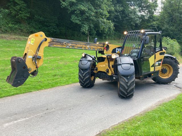 2008 Caterpillar TH220B Telehandler