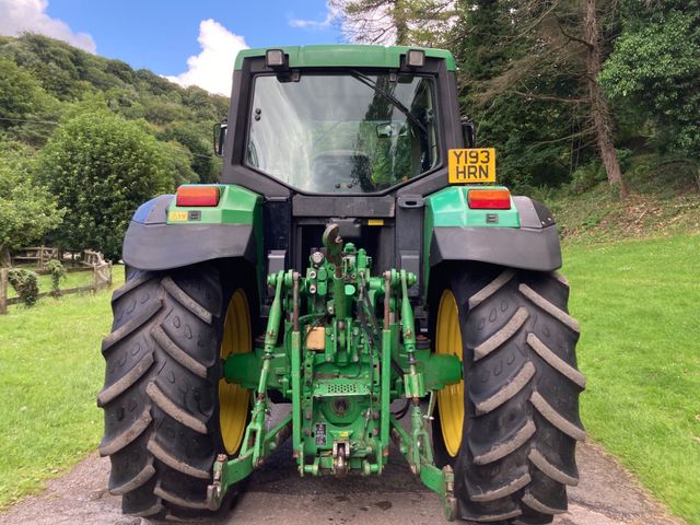 2007 John Deere 6520 Tractor