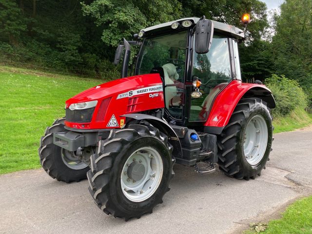 2019 Massey Ferguson 5711S Tractor