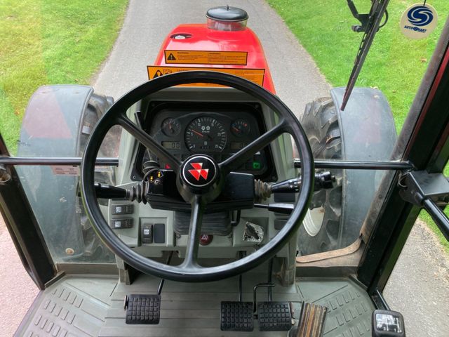 1995 Massey Ferguson 6180 Dynashift Tractor