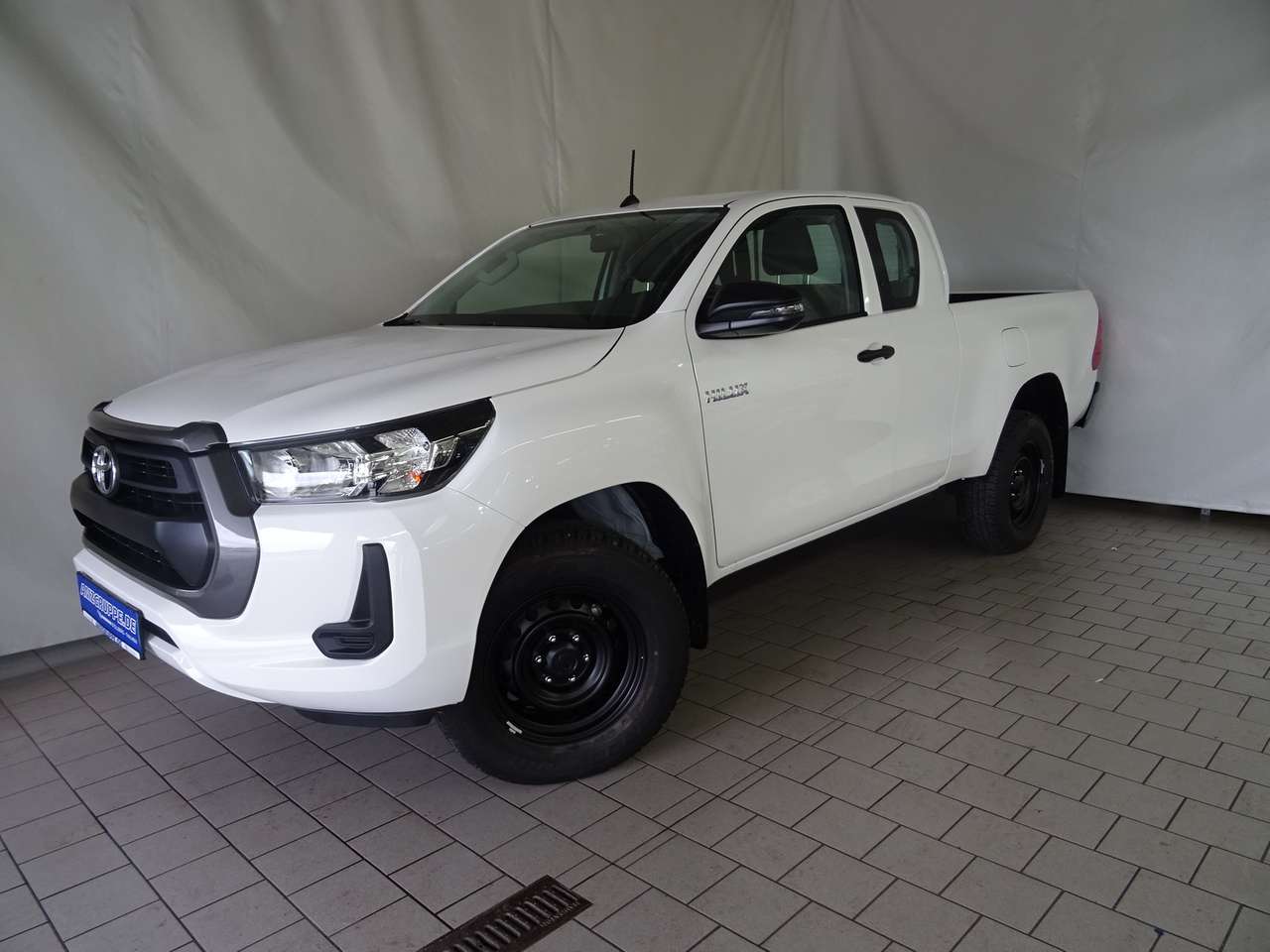 Toyota Hilux Extra-Cab MJ21 2.4 D-4D 4WD Klima+Bluetooth