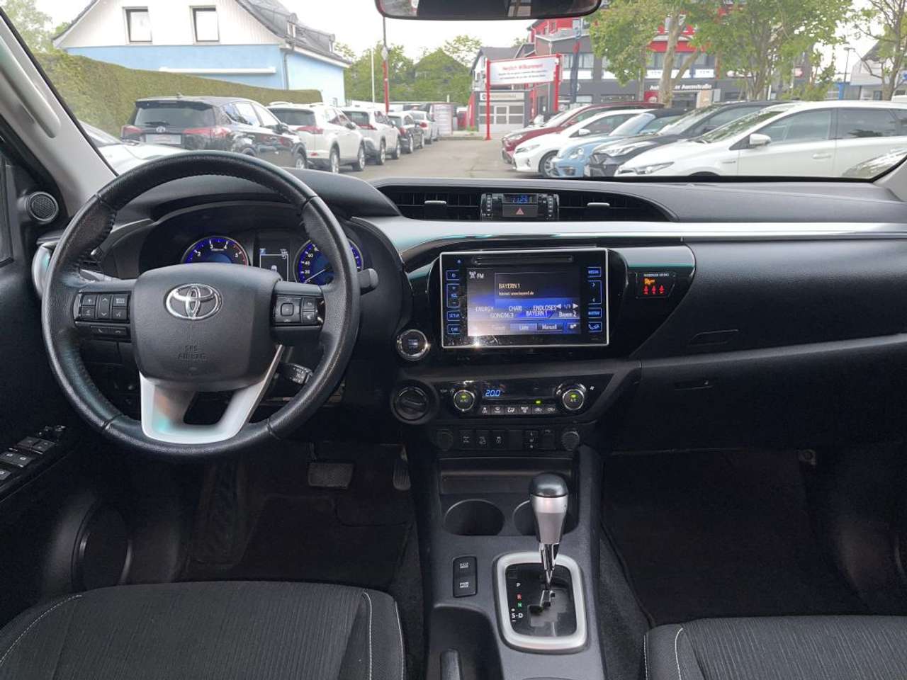 Toyota Hilux Hilux 2.4 Double Cab Comfort LED, Sitzhzg., Autom.