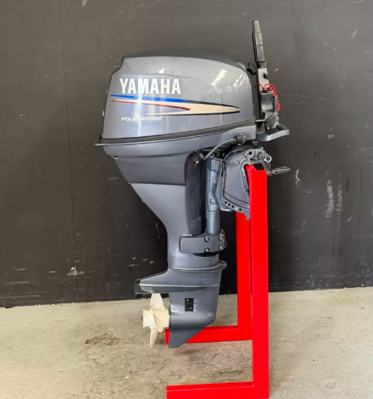 Yamaha 25 HP outboard engine