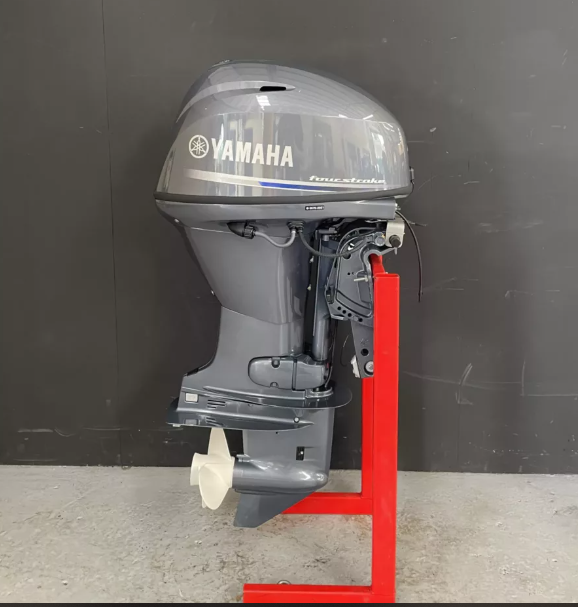 Yamaha 40 HP EFI outboard engine