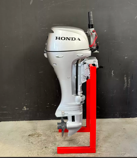 Honda 10 HP ’22 outboard engine