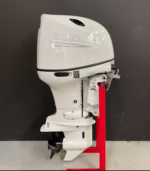 Suzuki DF140 BTL outboard engine