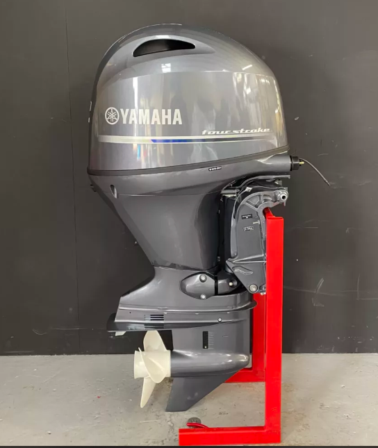 Yamaha 100 PK outboard engine