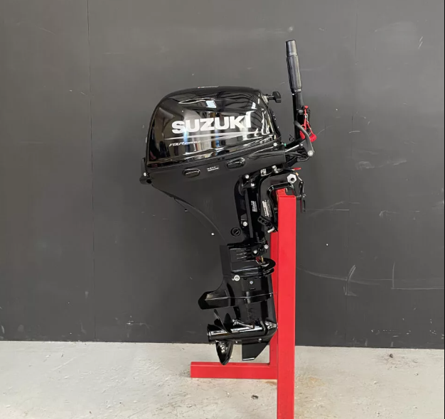 Suzuki 20 PK EFI outboard engine