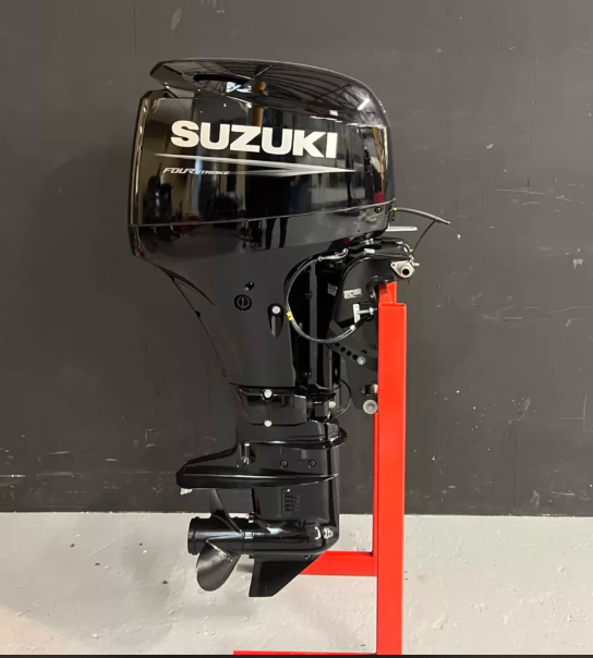 Suzuki 50 PK EFI outboard engine