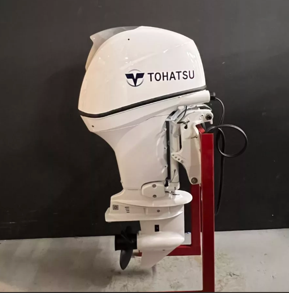 Tohatsu 50 PK EFI outboard engine