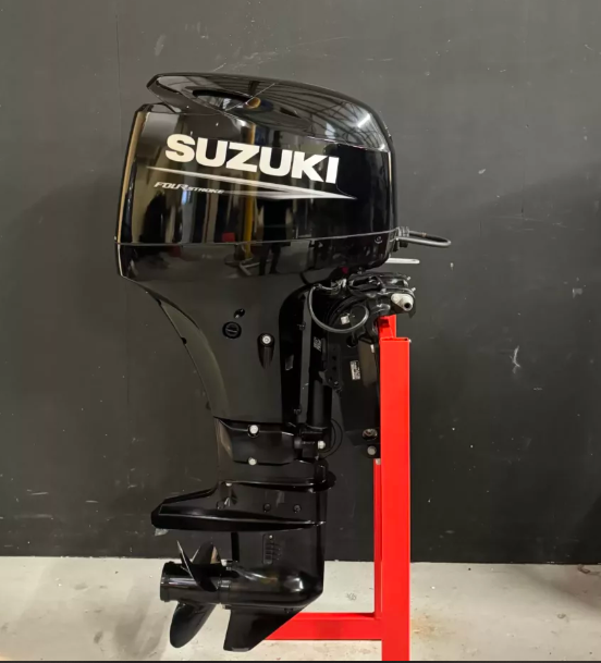 Suzuki 60 PK EFI ’23 outboard engine