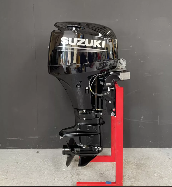 Suzuki 60 PK EFI ’23 outboard engine