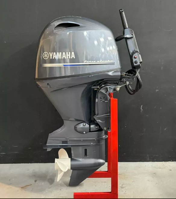 Yamaha F130 LA ’23 outboard engine