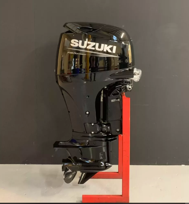 Suzuki 70 PK EFI ’22 outboard engine