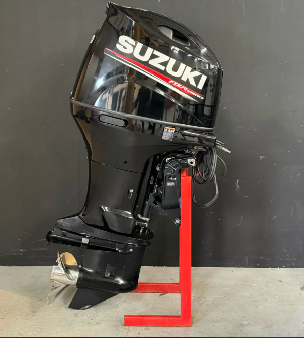 Suzuki DF200 ATX ’17 outboard engine