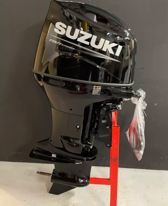 Suzuki 150 PK EFI outboard engine