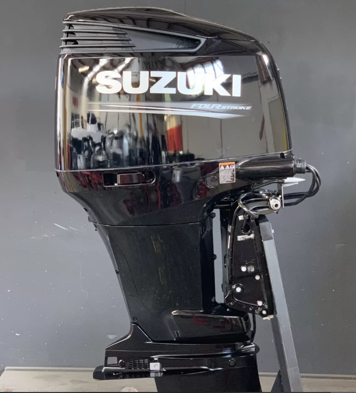 Suzuki 300 PK EFI outboard engine